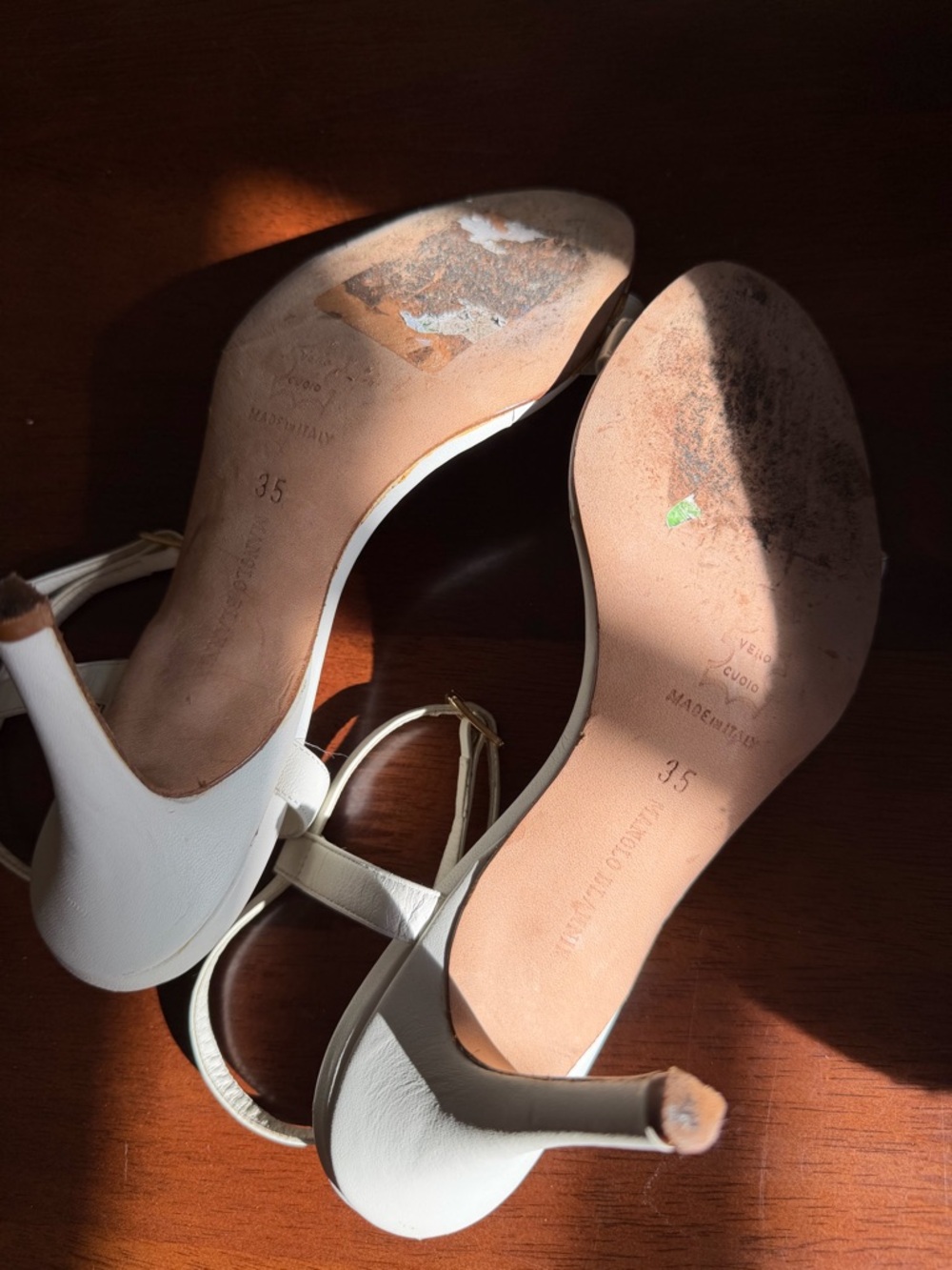 Manolo Blahnik Ivory Leather Slingback Heels - Picture 5 of 5